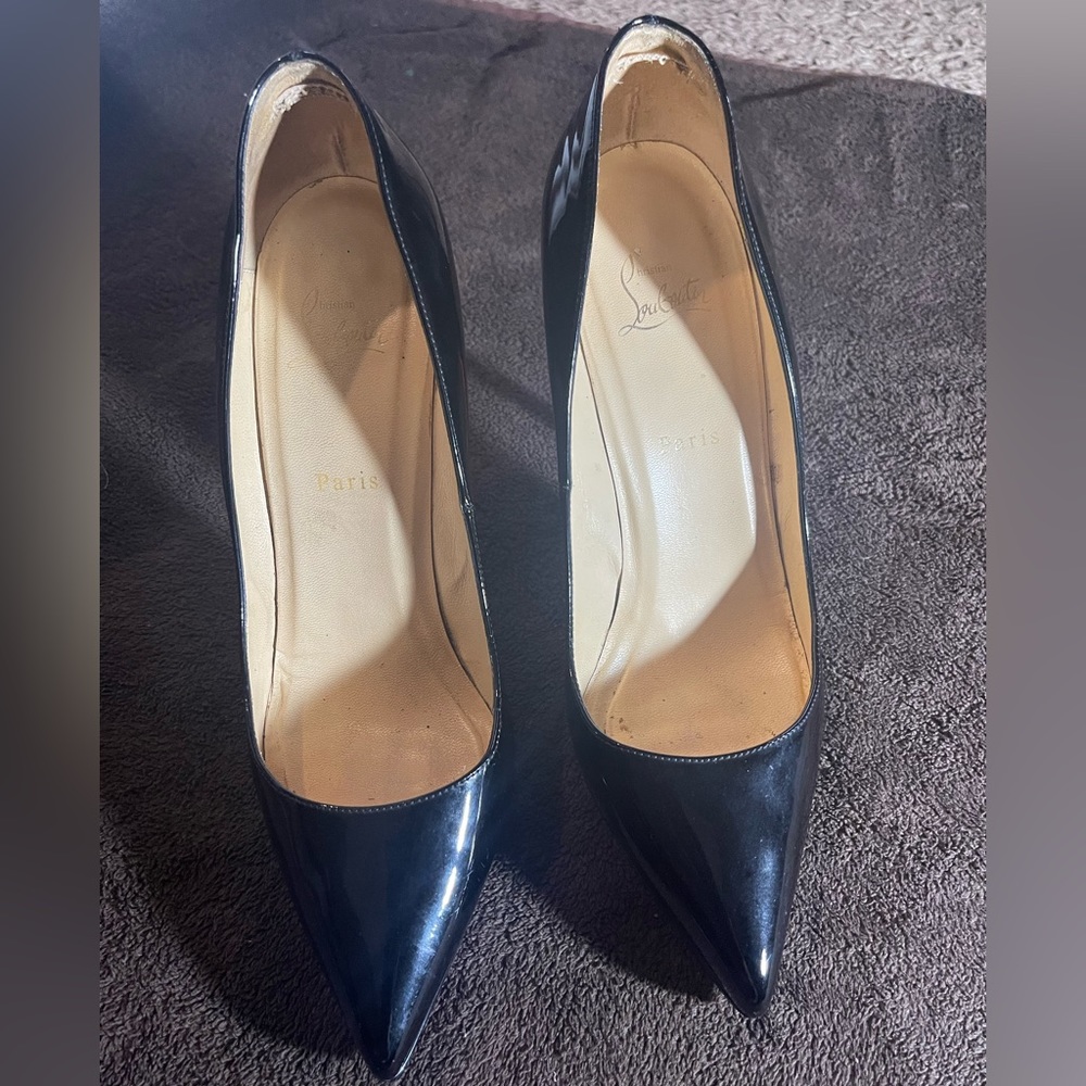 CHRISTIAN LOUBOUTIN Pigalle Plato